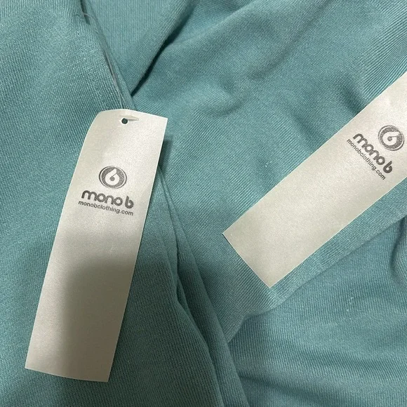 Track Suit - soft and comfy Crop top jacket - Picture 2 of 4